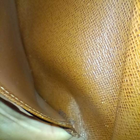 Authentic LOUIS VUITTON Vintage French Kisslock Wallet | Monogram - Picture 11 of 13